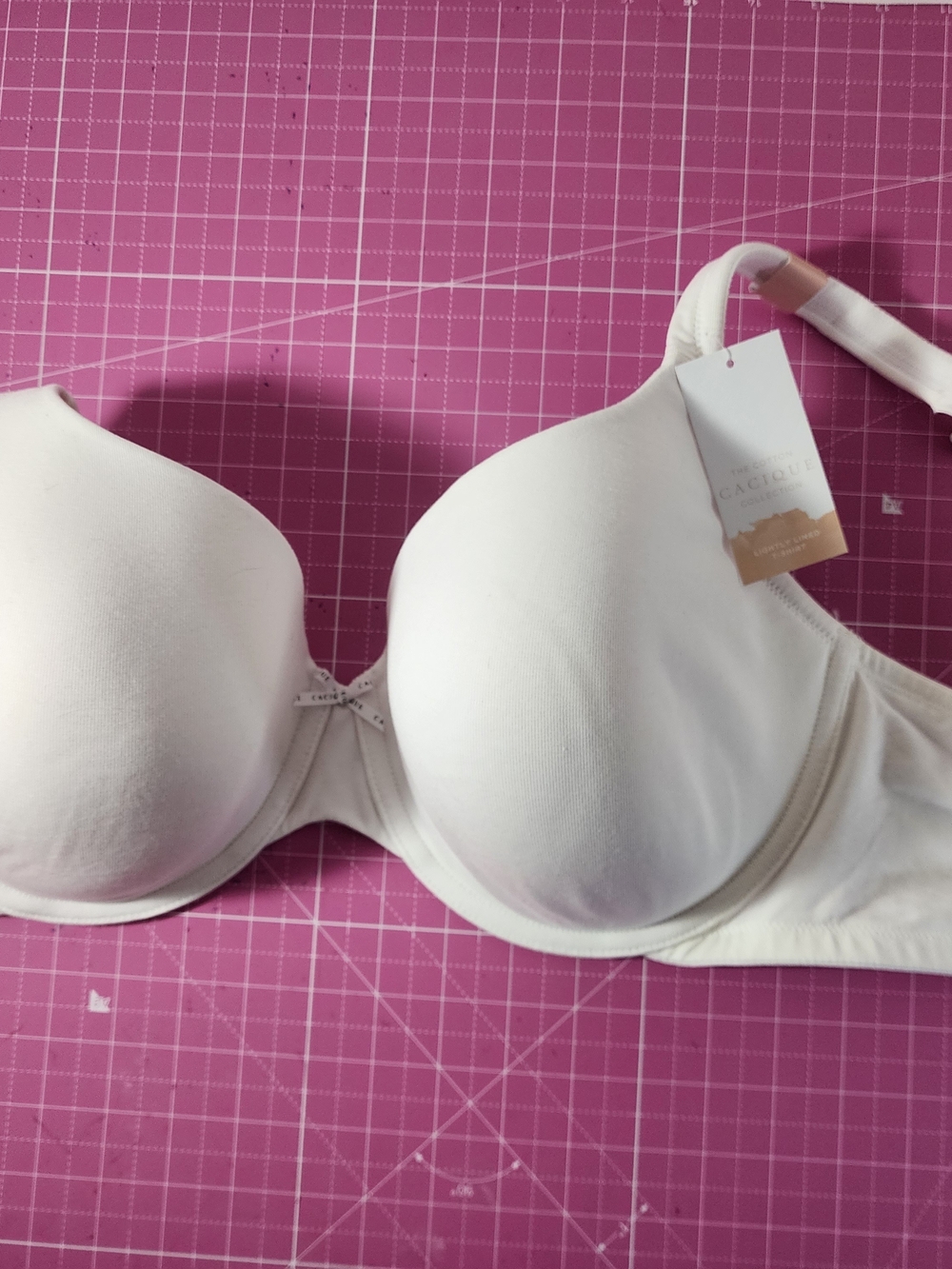 Cacique White Molded T-Shirt Bra 40DDD